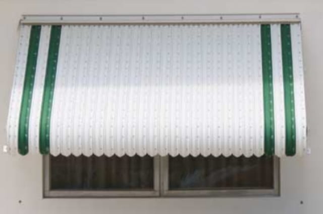 clamshell-awning12